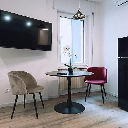 Apartment Teatro Болзано Екстериор снимка