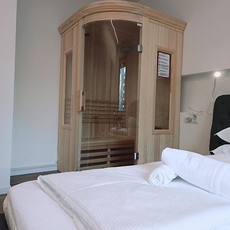 Apartment Teatro Болзано Екстериор снимка