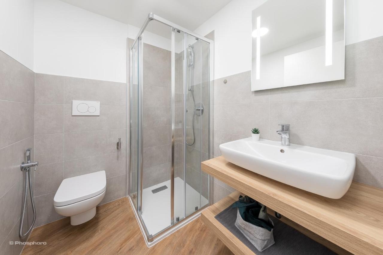 Apartment Teatro Болзано Екстериор снимка