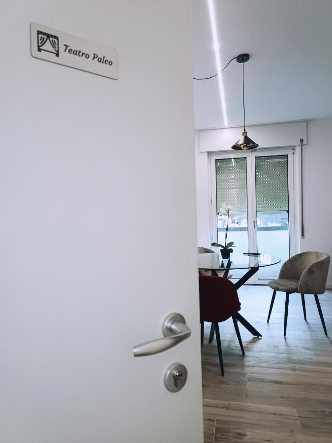 Apartment Teatro Болзано Екстериор снимка
